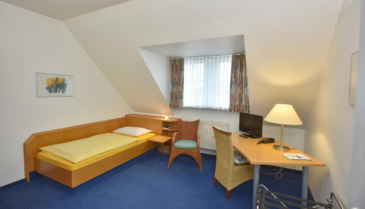 Hotel Fasanengarten Sarstedt Εξωτερικό φωτογραφία